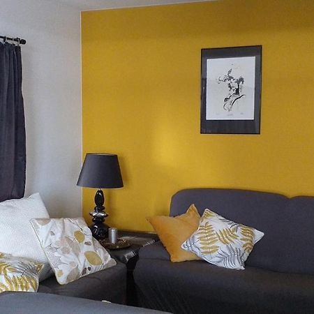 Chez Chantal - Appartement Privatif Yvoir Eksteriør billede
