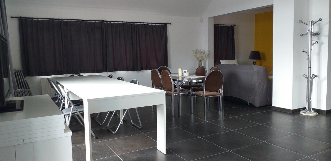 Chez Chantal - Appartement Privatif Yvoir Eksteriør billede