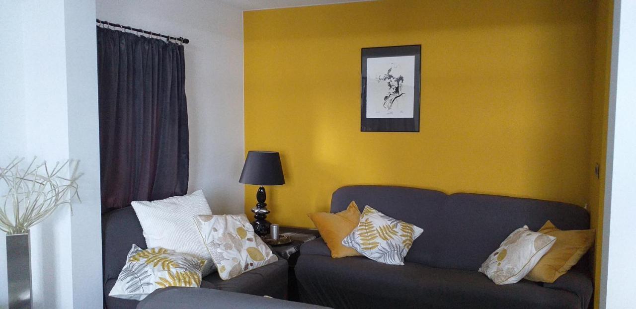 Chez Chantal - Appartement Privatif Yvoir Eksteriør billede